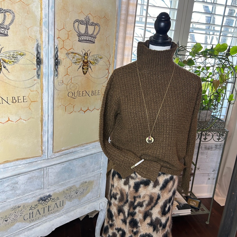 Malene Birger leopard print fuzzy skirt size small with elastic waistband.